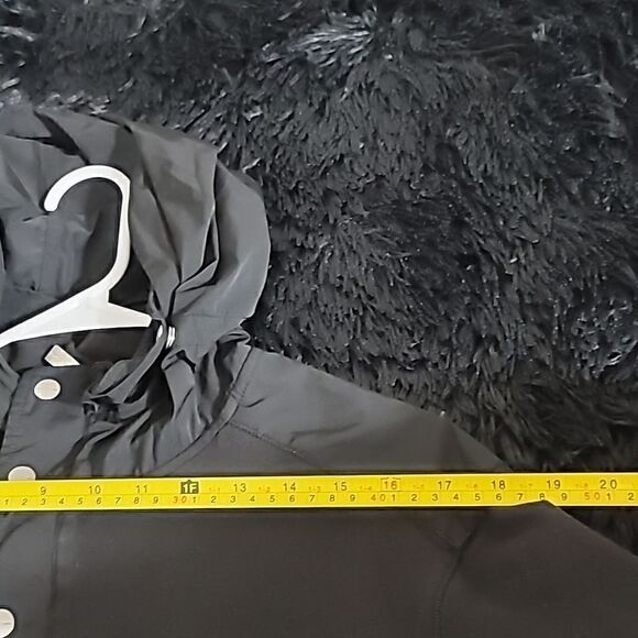 Micheal Kors Light Button up Jacket with Hood - Picture 9 of 13